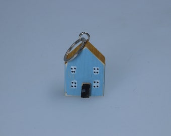 Small decorative wooden house, keychain, handmade, beautiful small wooden houses, house decoration, decorative gift, light blue
