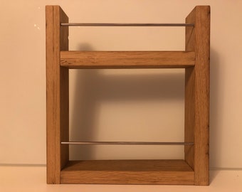 Multi - Wandregal aus Eichenholz - für die Wand oder stehend - 2 Stellflächen - B 23,5 x H 25,5 cm x T 4,8 cm - Massivholz, Geschenk