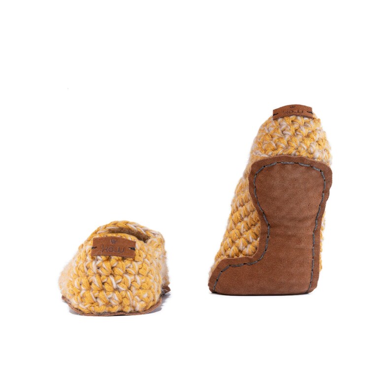 Handmade Wool Bamboo Slippers: Soft Leather Sole, Heel-Hugging Design Bild 3