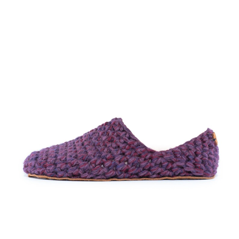 Handmade Wool Bamboo Slippers: Soft Leather Sole, Heel-Hugging Design Lavender