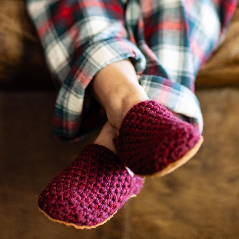 Handmade Wool Bamboo Slippers: Soft Leather Sole, Heel-Hugging Design Bild 8