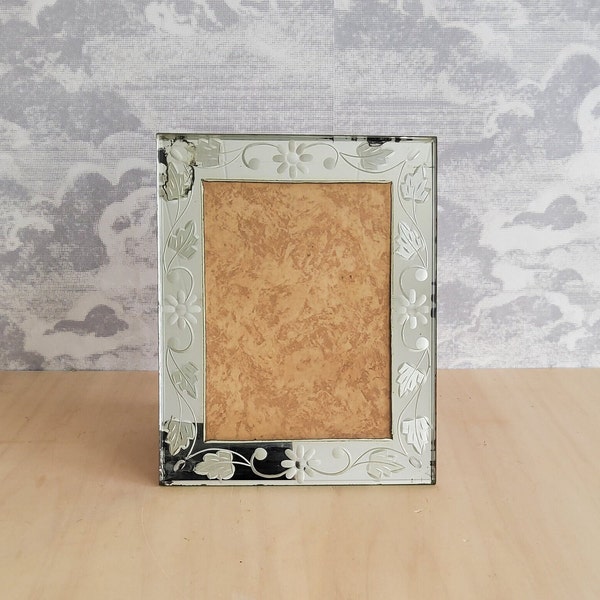 Antiker abgeschrägter Glas-Fotorahmen, Blumendekor, Vintage 1950er Jahre