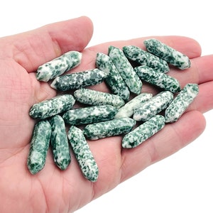 Green Dot Jade Terminated Carved Point – Qinghai Jade Point Small Crystal Point – Crystal Pendant - 33mm - PO1051
