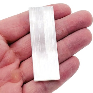 Selenite Wand Stone - Obelisk Tower Selenite Wand Stone - Loose Gemstone - Natural Selenite Tower – 6cm - RA1160