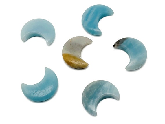 Amazonite Gemstone Moon - Crystal Moon - Carved Moon - Healing Crystal - Gemstone Crescent – 3×1.6cm – MO1061