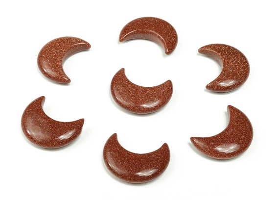 GoldStone Gemstone Moon - Crystal Moon - Carved Moon - Healing Crystal - Gemstone Crescent – 3×1.6cm – MO1033