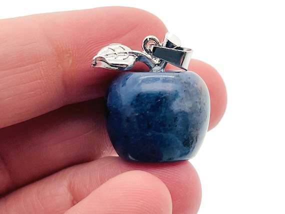Sodalite Crystal Apple Pendant - Crystals Pendant Healing - Mini Crystal Pendant - Gifts - NC1250
