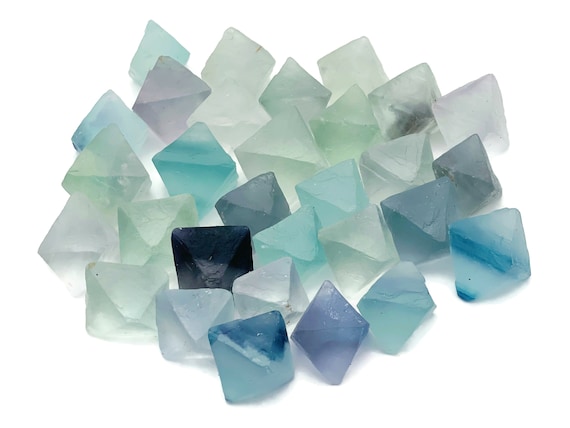 Rainbow Fluorite Octahedron - Fluorite Octahedron Tumbled - Fluorite Crystal –Octahedron Shaped Crystal Stone - TU1009