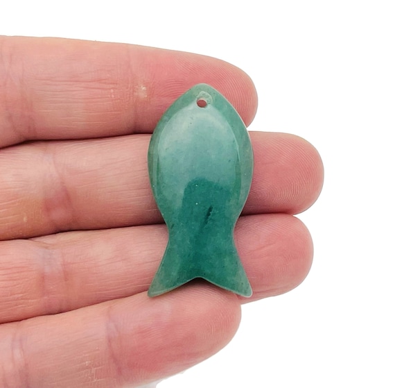 Aventurine Fish Carving Gemstone Pendants - Pisces Zodiac Hole Crystal Fish - Reiki Healing Bulk Polished - Gift for Swimmer - NC1468