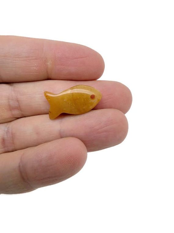 Yellow Jade Fish Shape Crystal Pendant – Healing Stone Fish Charm for Jewelry - NC1889