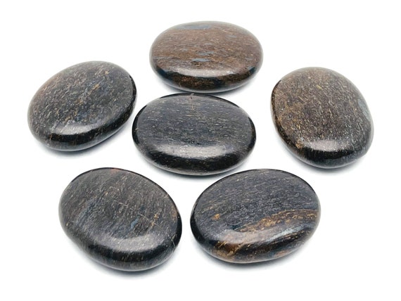 Bronzite Palm Stone – Oval Bronzite Stone –Natural Gemstone – Worry Stone - 45x35mm - PA1044