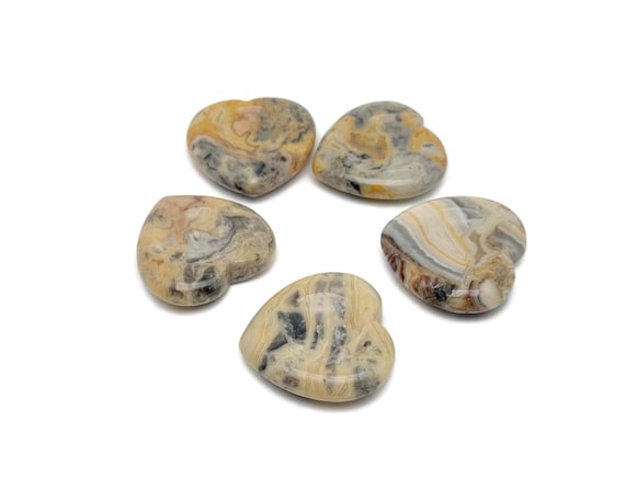 Crazy Lace Agate Heart Worry Stone – Crystal Worry Stone – Relaxing Heart Chakra - Travel Crystals - Stress Reducing - WO1006