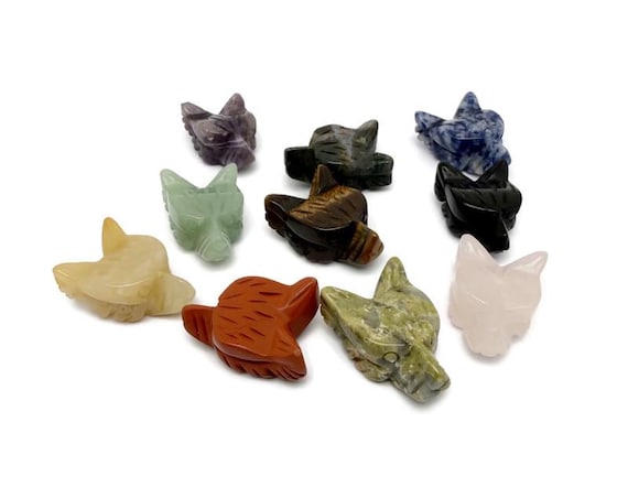 Crystal Wolf Head Figure - Gemstone Decor - Handmade Carved Animal - Energy Stone - Love Symbol - ANMIX14