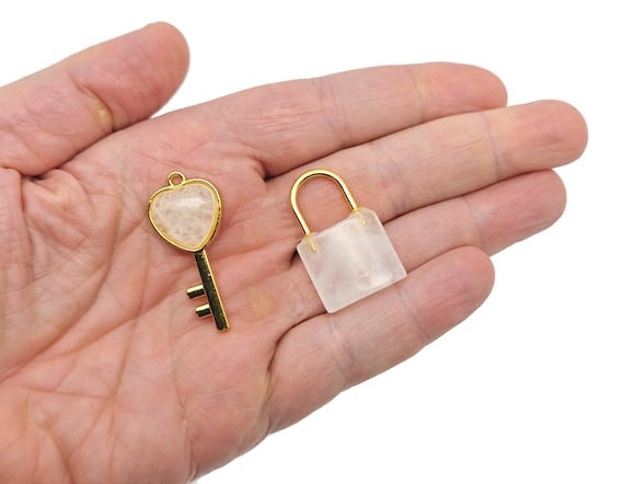 Clear Quartz Heart Key Pendants - Crystals Pendant Healing - Mini Crystal Pendant - Gifts - KA1005