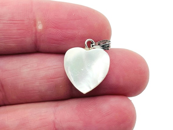 Natural Pearl Heart Pendant - Crystals Pendant Healing - Sea Shell Pendant - NC1290