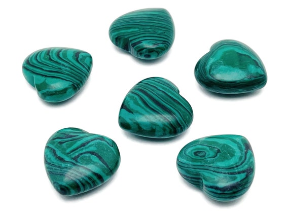 Malachite Heart Synthetic Shaped - Malachite Heart Shaped - Beautiful color Heart - 2.5cm - HE1145