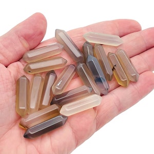 Gray Agate Terminated Carved Point – Point Small Crystal Point – Crystal Pendant - 33mm - PO1036