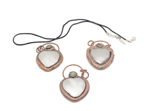 Gemstone Heart Clear Quartz Pendant - Clear Quartz Necklace - Copper Pendant - With Rope - For Women Gift - NC1041