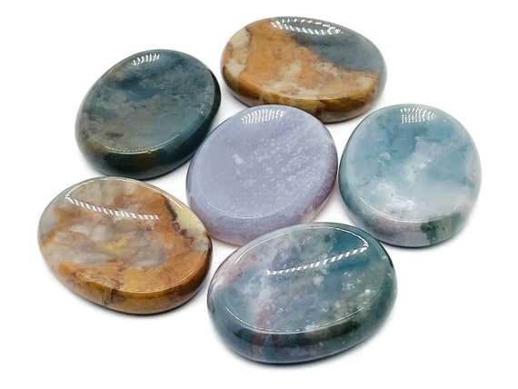Moss Agate Worry Stone – Crystal Worry Stone – Pocket Stone – Healing Crystal - 4.5x3.5cm - WO1071