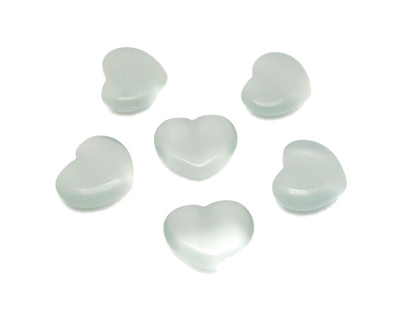 White Cats Eye Heart Gemstone – Heart Crystal - Healing Stones – Carving Heart - Natural stones - 30x25x10 - HE1281