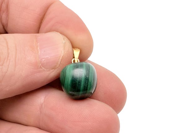 Natural Apple Malachite Necklace – Natural Green Stone Pendant for Protection & Healing - Spiritual Protection Gift - NC1932
