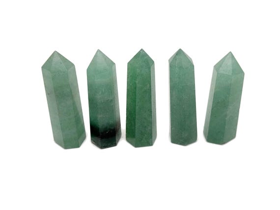 Green Strawberry Quartz Obelisk Tower Stone - Gemstone Tower - Meditation Gemstone - Crystal Gifts - Home Crystal Decor - TW1124