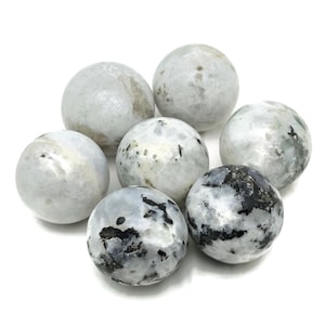 Rainbow Moonstone Sphere Stone – Crystal Ball - Healing Crystal Stones – Meditation Crystal – 28-30mm - SP1106