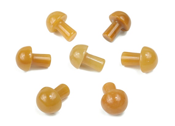 Orange Aventurine Mushroom Gemstone – Crystal Carving – Crystal Mushroom – Natural Orange Aventurine – 2cm – MU1021