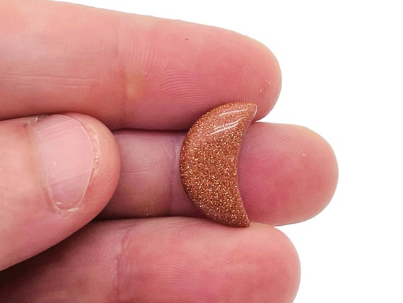 Goldstone Gemstone Moon - Crystal Moon - Carved Moon - Healing Crystal - Mini Moon Crystal – 2cm – MO1016