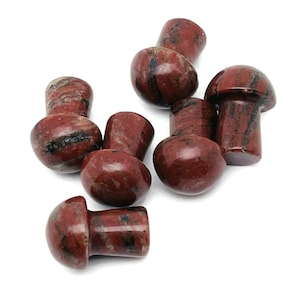 Red Sesame Jasper Mushroom Gemstone – Crystal Carving – Crystal Mushroom – Natural Stone Mushroom Carving – 2cm – MU1038