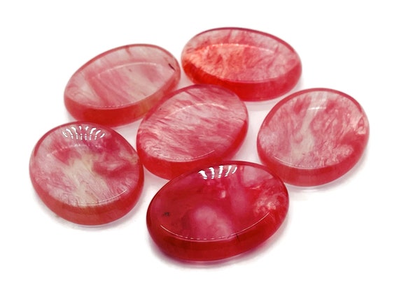 Cherry Quartz Worry Stone – Crystal Worry Stone – Pocket Stone – Healing Crystal - 4.5x3.5cm - WO1050