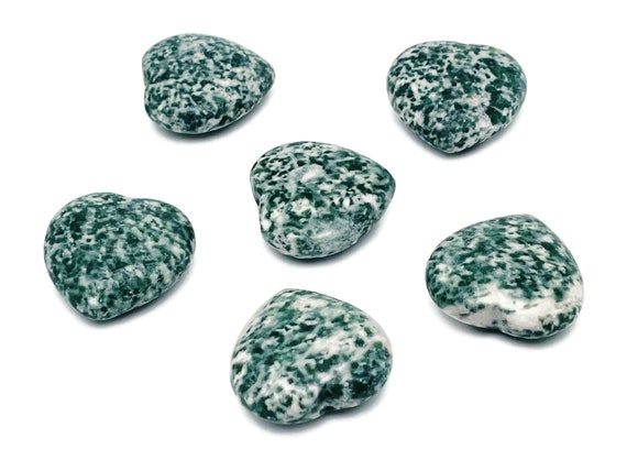 Green Dot Jade Heart Gemstone – Qinghai Heart Crystal - Healing Stones – Carving Heart - Natural stones - 3cm - HE1203