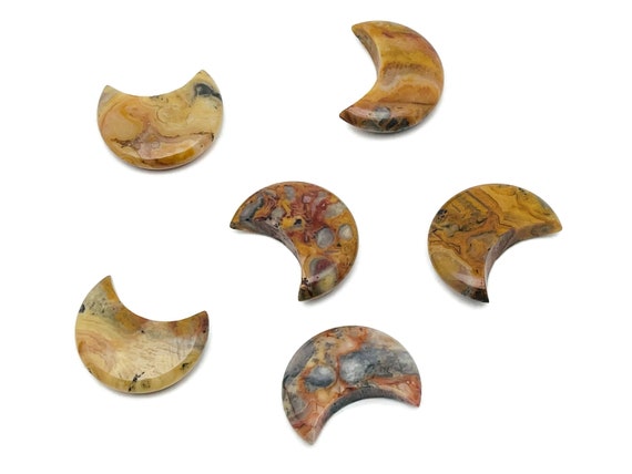 Crazy Lace Agate Gemstone Moon - Crystal Moon - Carved Moon - Healing Crystal - Gemstone Crescent – 3×1.6cm – MO1062