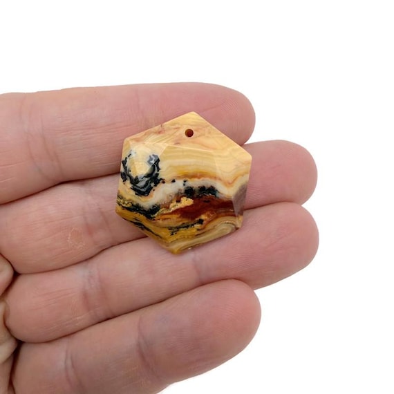 Crazy Lace Agate Hexagon Crystal Pendant – Faceted Stone Necklace Bead - NC1931