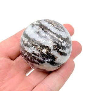 Zebra Calcite Sphere Stone AAA+ – Pork Stone Crystal Ball  – Crystal Decor – 50-60mm - RA1428
