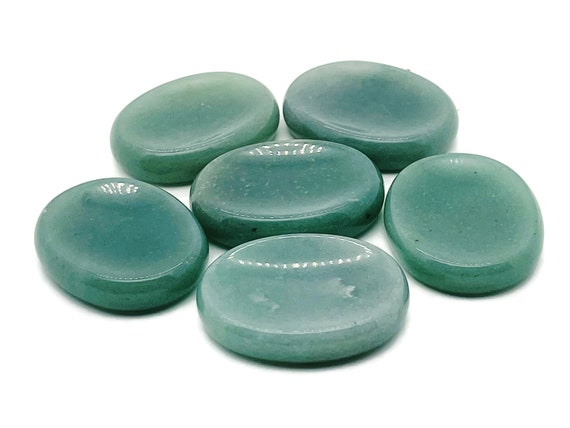 Aventurine Worry Stone – Crystal Worry Stone – Pocket Stone – Healing Crystal - 4.5x3.5cm - WO1055