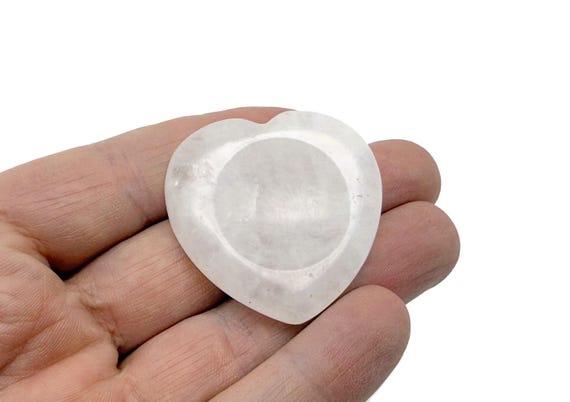 Clear Quartz Heart Worry Stone – Crystal Worry Stone – Relaxing Heart Chakra - Travel Crystals - Stress Reducing - WO1013