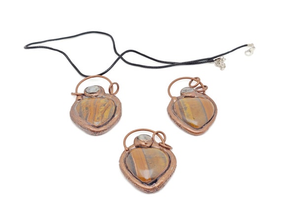 Gemstone Heart Tiger Eye Pendant - Tiger Eye Necklace - Copper Pendant - With Rope - For Women Gift - NC1046