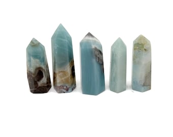 Torre de piedra con forma de obelisco de calcita caribeña - Torre de piedras preciosas - Piedra preciosa para meditación - Regalos de cristal - Decoración de cristal para el hogar - TW1117