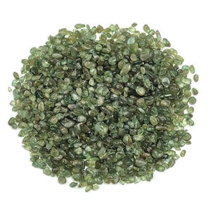 Chips de apatita verde - Chips de piedras preciosas - Chips de cristal semi caídos - Cristal a granel - 2-6 mm - CP1068