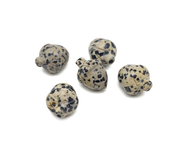 Dalmatian Jasper Crystal Acorn Carved - Reiki Healing - Home Crystal Decoration - Crystal Ornament - Crystal healing - 26mm - AC1018