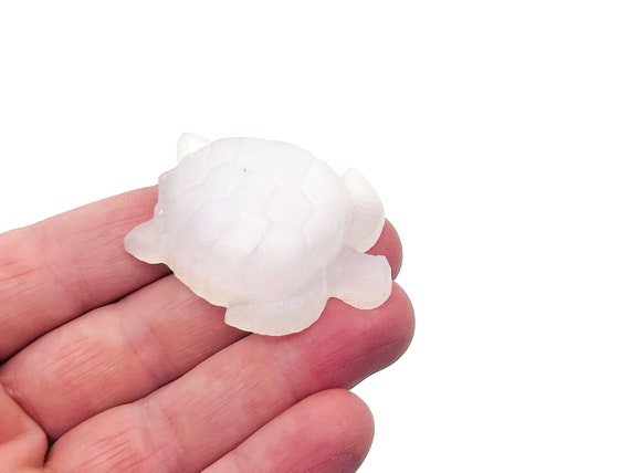 Selenite Turtle Stone – Selenite Crystal – Selenite Carving – Natural Selenite Crystal Stone – CA1045