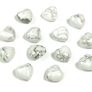 Howlite Heart Gemstone - Heart Shaped Stones - Howlite Crystal Heart Gemstone - Puffy Heart - Howlite Heart for Jewelry – 15x15x9mm – HE1014
