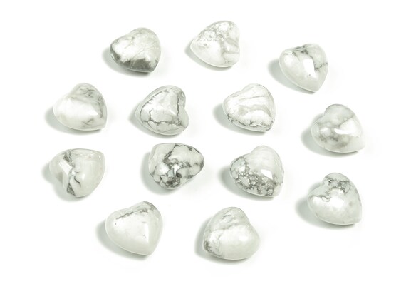 Howlite Heart Gemstone - Heart Shaped Stones - Howlite Crystal Heart Gemstone - Puffy Heart - Howlite Heart for Jewelry – 15x15x9mm – HE1014