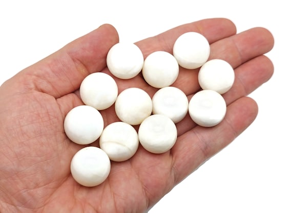 White Jade Sphere Stone – Crystal Ball - Healing Crystal Stones – Crystal Décor – 20mm - SP1048