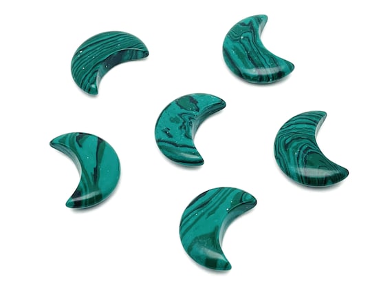 Malachite Synthetic Moon - Healing Decorative - Crescent – 3×1.6cm – MO1030