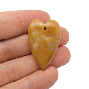 New Jade Crystal Long Heart Love Pendants - Gemstone Crystal Big Sharp Heart Necklace - Heart Shaped Healing Gemstone - NC1695
