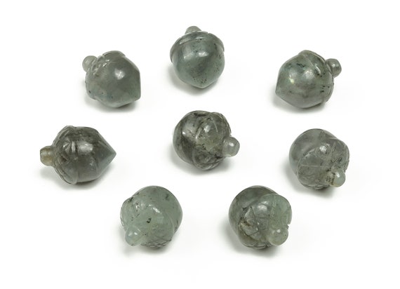 Labradorite Crystal Acorn  - Acorn Carving - Crystal Carving - Healing Stone - Home Decor - 21mm - ACORN-1