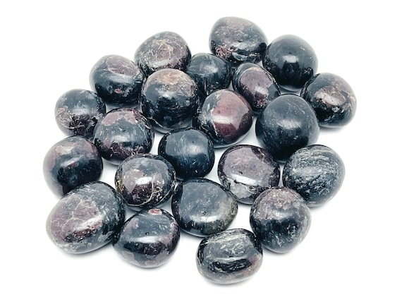 Garnet in Astrophyllite Tumbled Stone – FireWorks Garnet Crystal – Good Luck - Healing Stone - TU1263