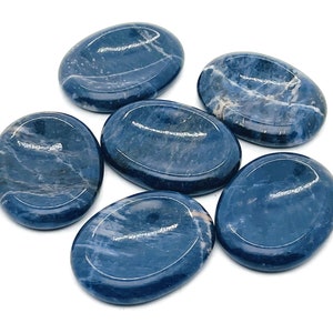 Sodalite Worry Stone - Sodalite Crystals – Natural Sodalite Stone - Protection Stone - Healing Crystals - 4.5x3.5cm - WO1037